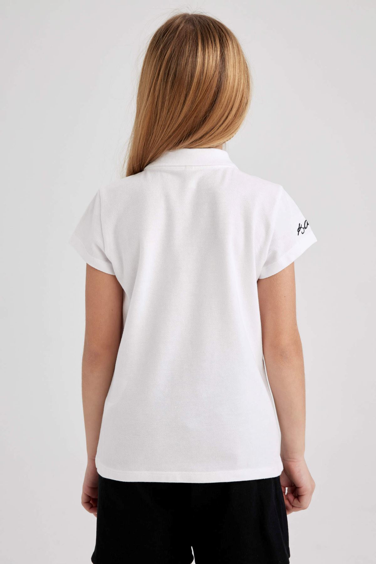 Defacto Kız Çocuk Beyaz Tişört - Z5094A6/WT34