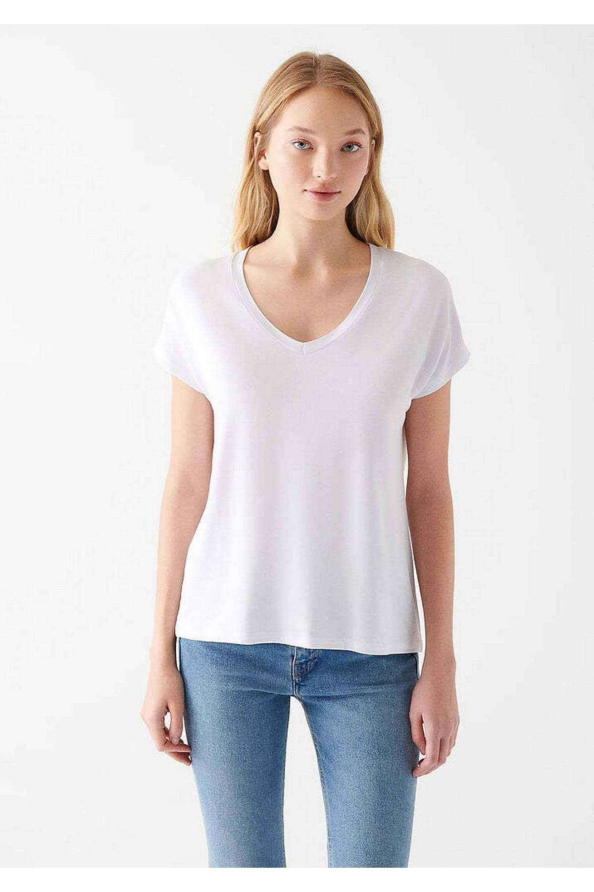 Basıc V Yaka Penye Kadın Beyaz Tişört - M167714-620