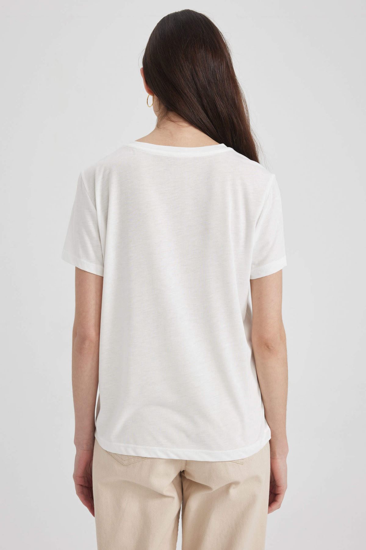 Defacto Kadın Beyaz Tişört - Z6446AZ/ER105